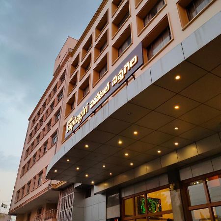 Hotel Saptagiri Haydarabad Dış mekan fotoğraf