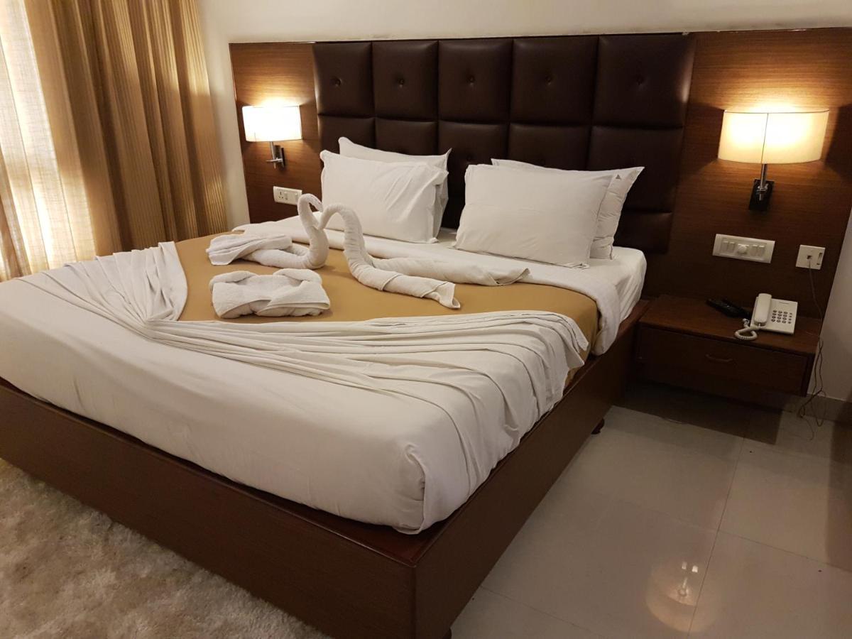 Hotel Saptagiri Haydarabad Dış mekan fotoğraf
