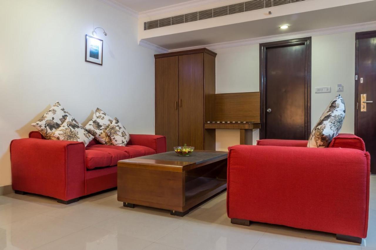 Hotel Saptagiri Haydarabad Dış mekan fotoğraf